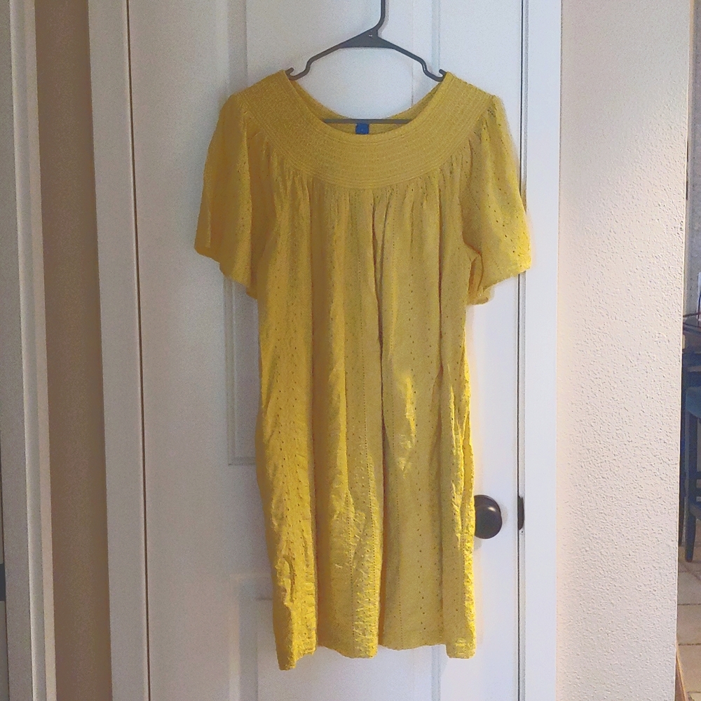 Old Navy dress in yellow, size L.
